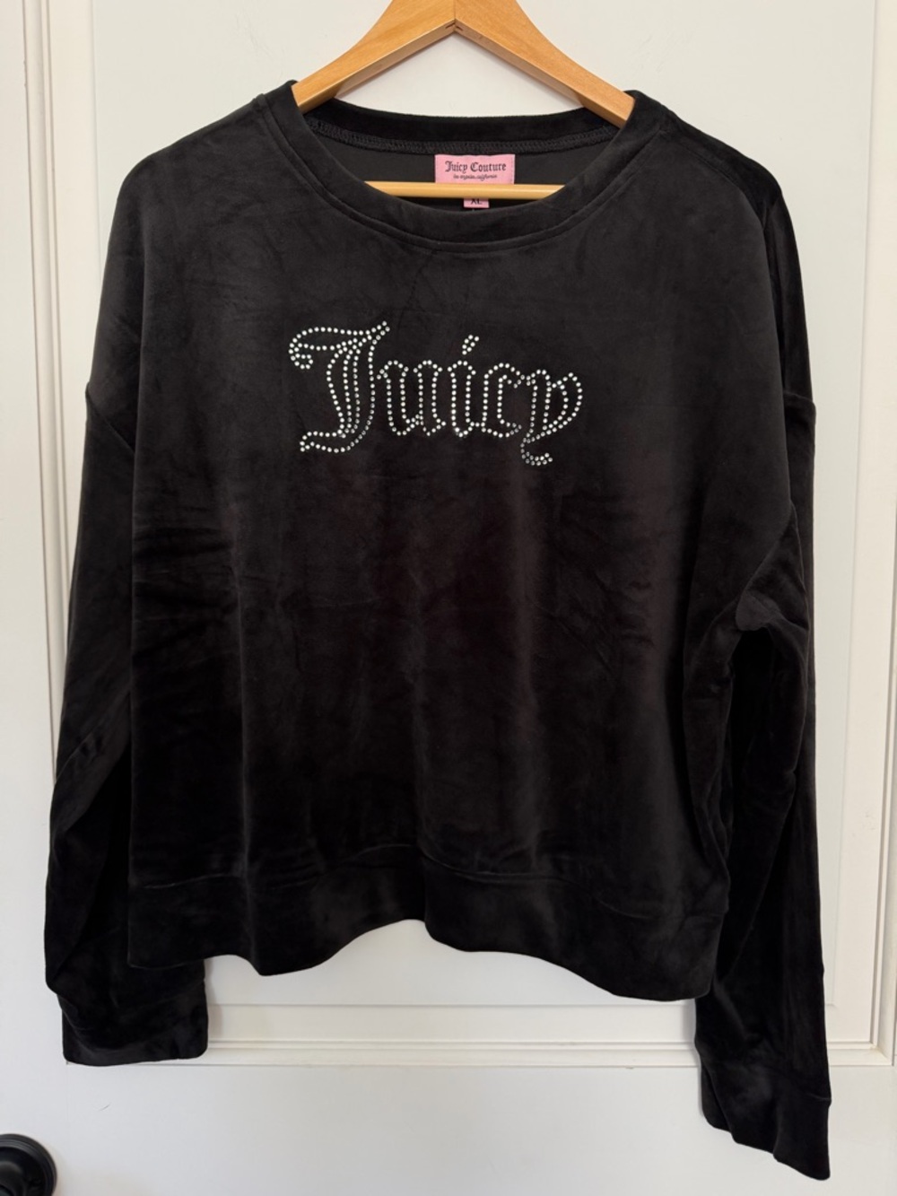 NEW Juicy Couture Classic Mid-Rise Velour Tracksuit top - black sizes L & XL
